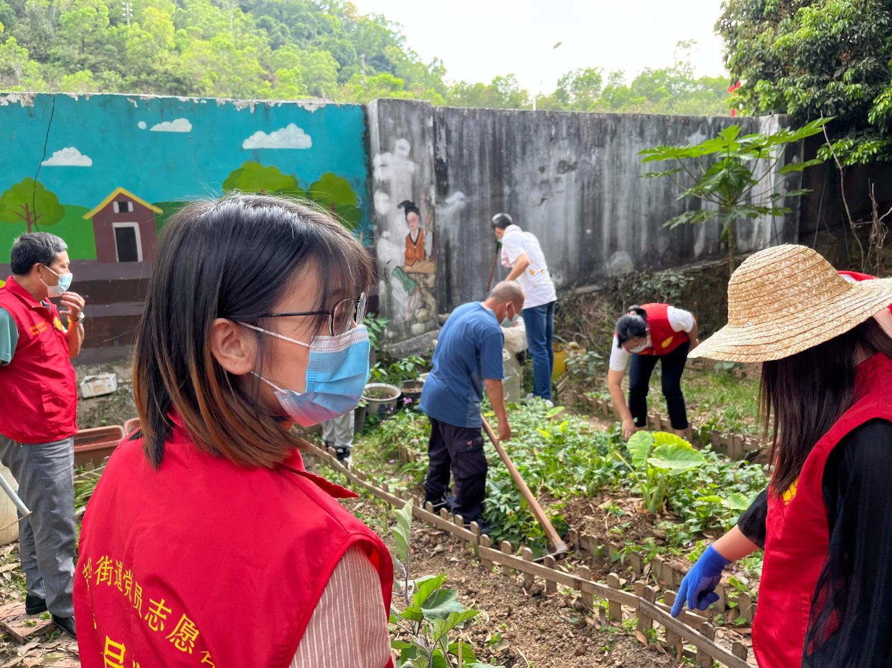 【黨建】新動力展覽入黨積極分子參加吉華街道開展的“珍惜資源永續(xù)利用，綠化環(huán)境凈化心靈”主題黨日志愿活動(圖3)