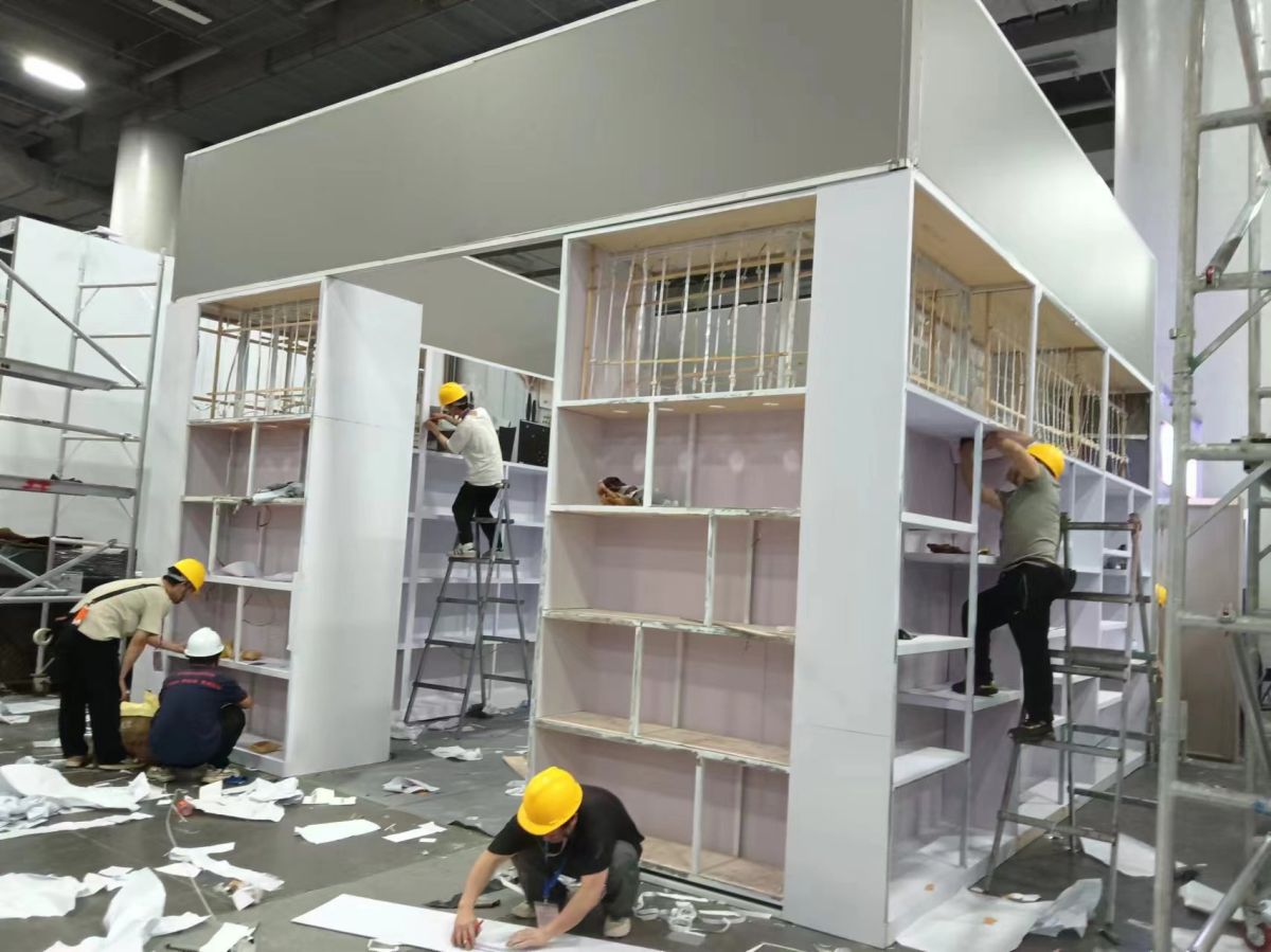 古巴展覽搭建公司我們?nèi)绾螏椭恼褂[在眾多競爭者中勝出？