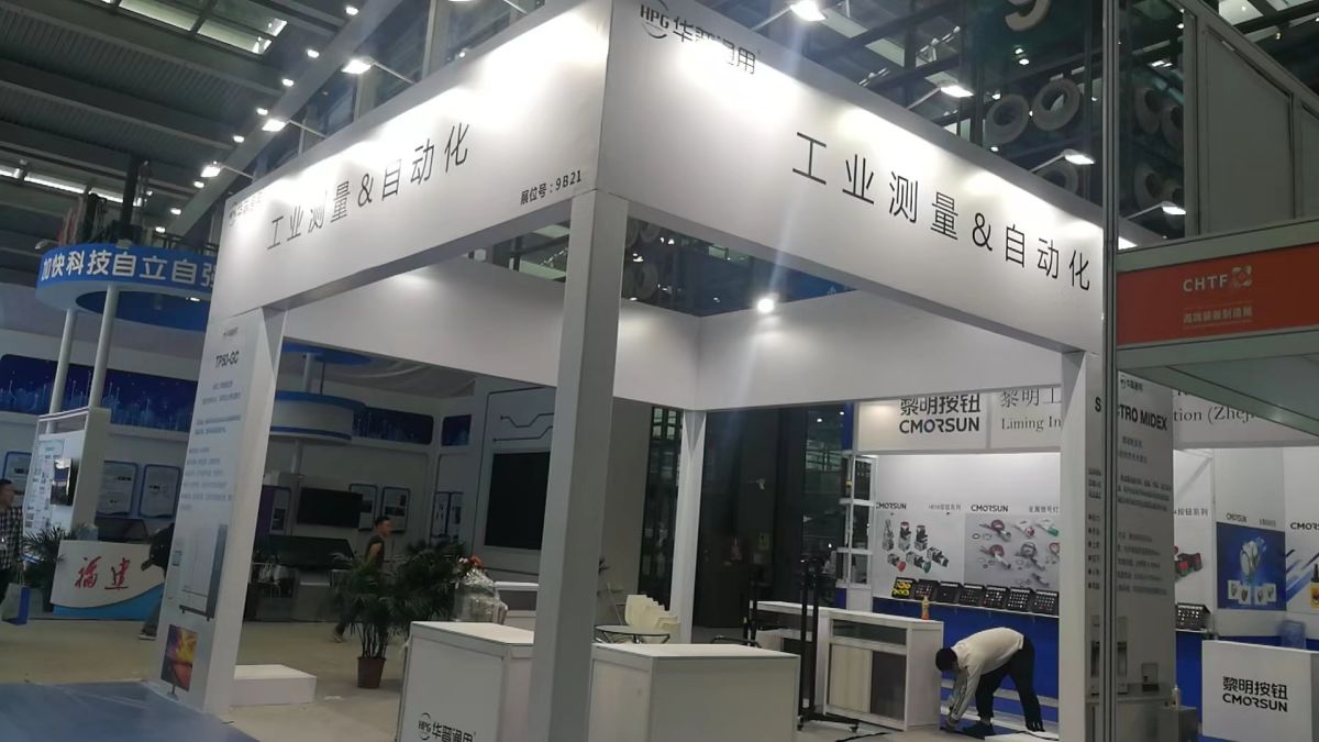 無錫展位設(shè)計(jì)：自營(yíng)工廠如何提升您的展覽設(shè)計(jì)效率？