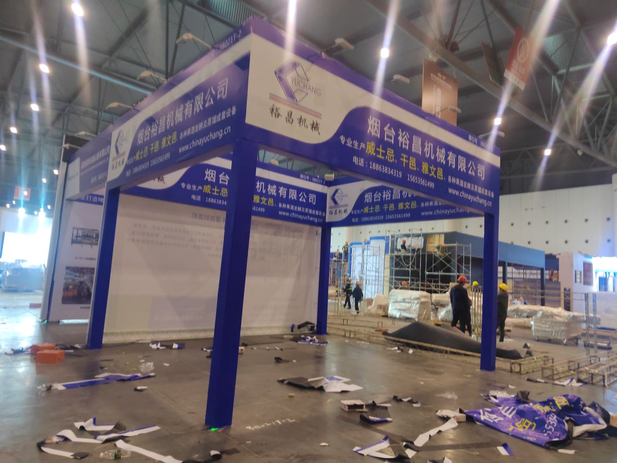 無錫展位搭建：搭建速度與搭建質(zhì)量，我們?nèi)绾螢槟峁┳罴呀M合？