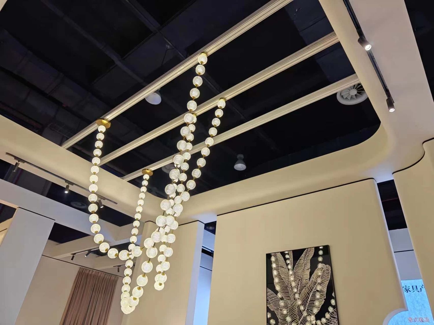 選擇深圳智博會(huì)展臺(tái)搭建商時(shí)應(yīng)注意哪些細(xì)節(jié)？